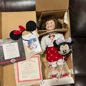 Ashton-drake “Walt Disney World Girl”